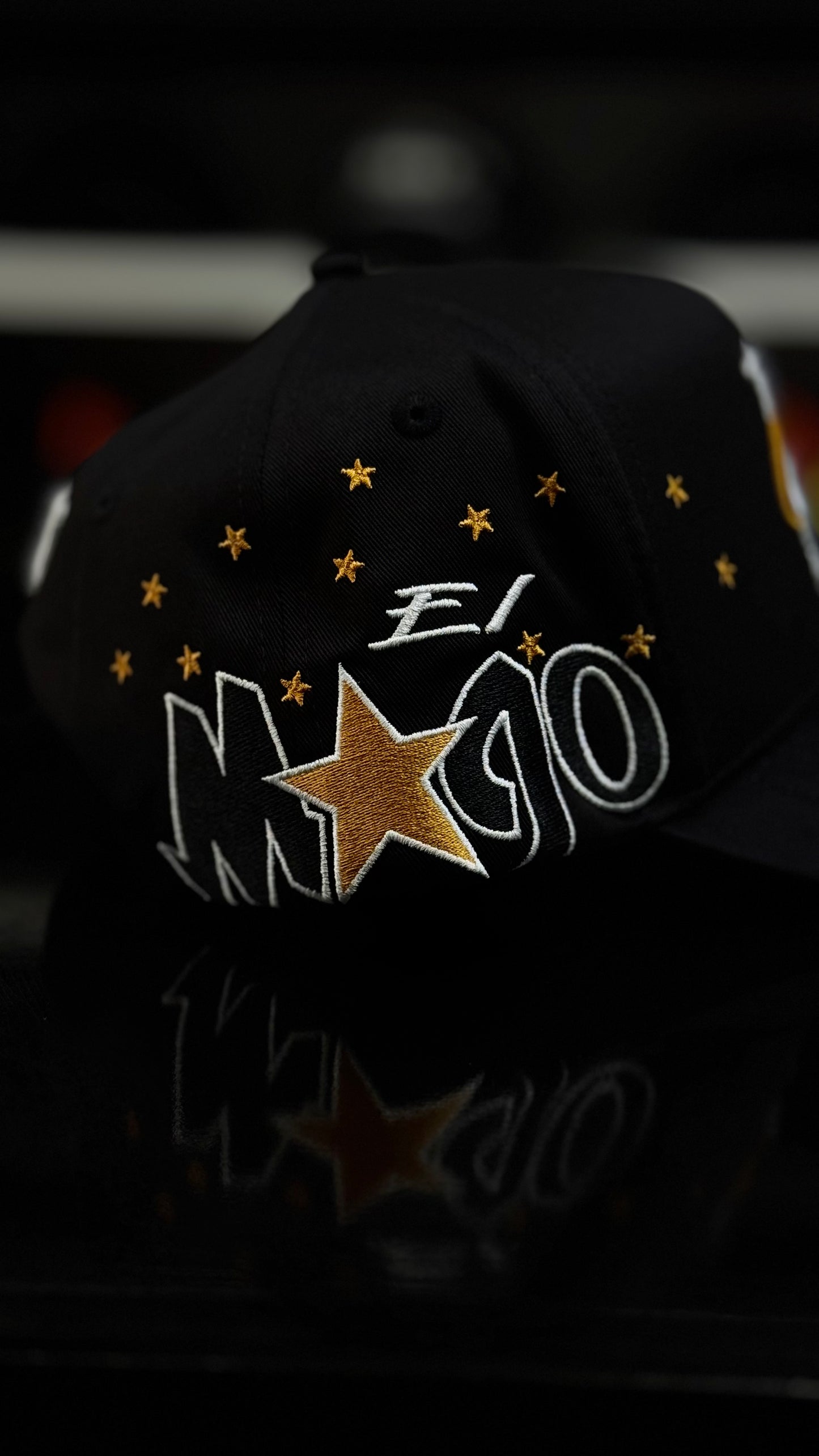 31 HATS X EL MAGO - "DE EAST LA"