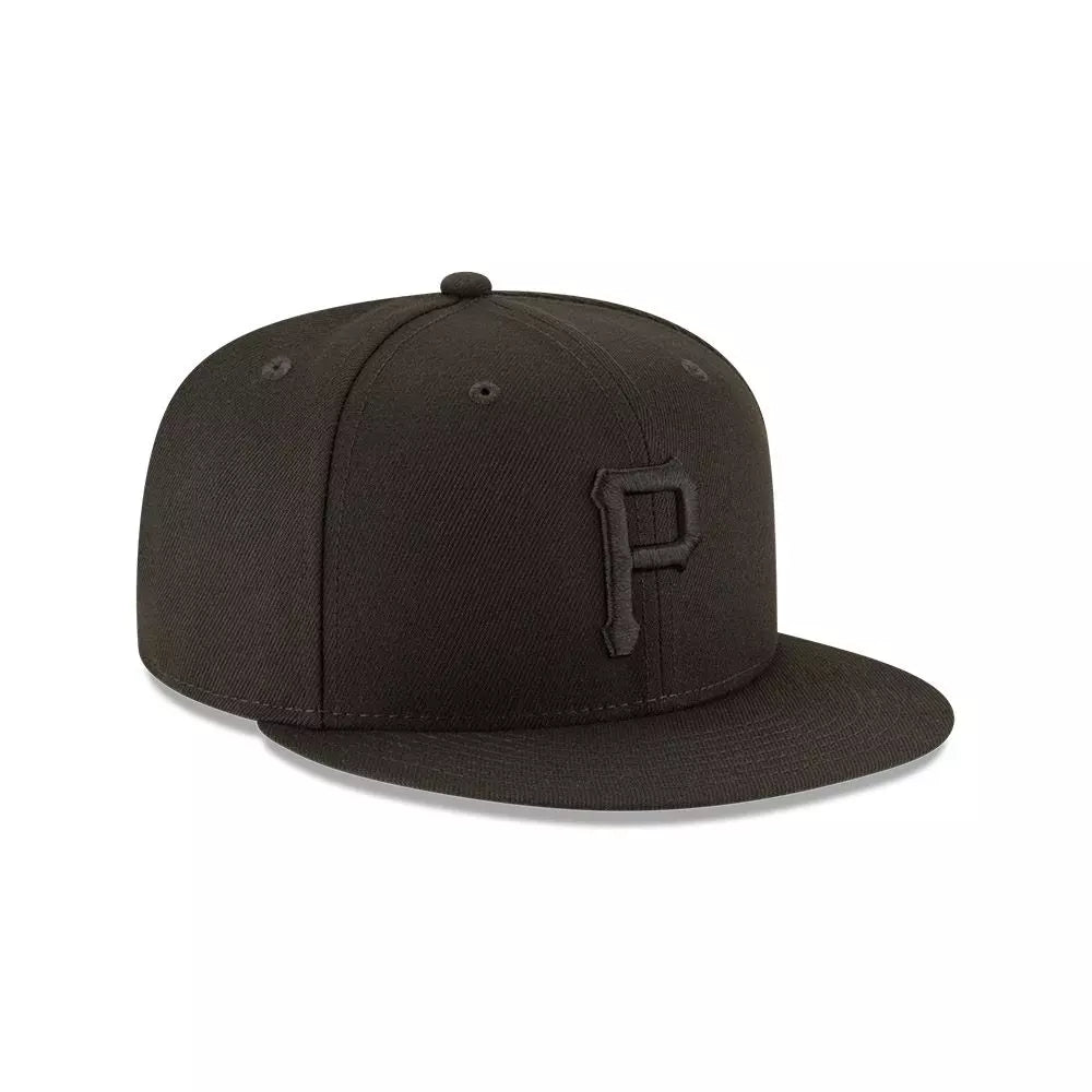 NEW ERA 9FIFTY BASICA PITTSBURGH PIRATES BLACK ON BLACK