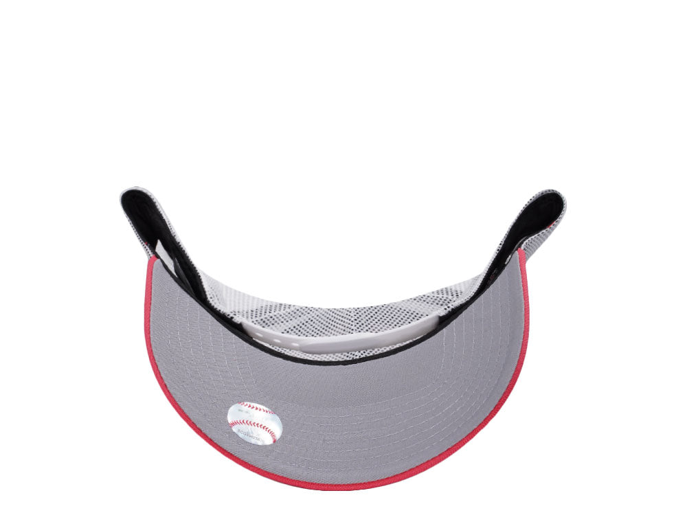 NEW ERA 9FORTY NEW YORK YANKEES CORAL TRUCKER