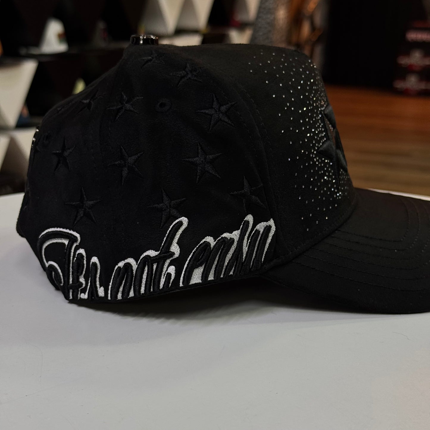 MOMM HATS - "MOMM STARS"