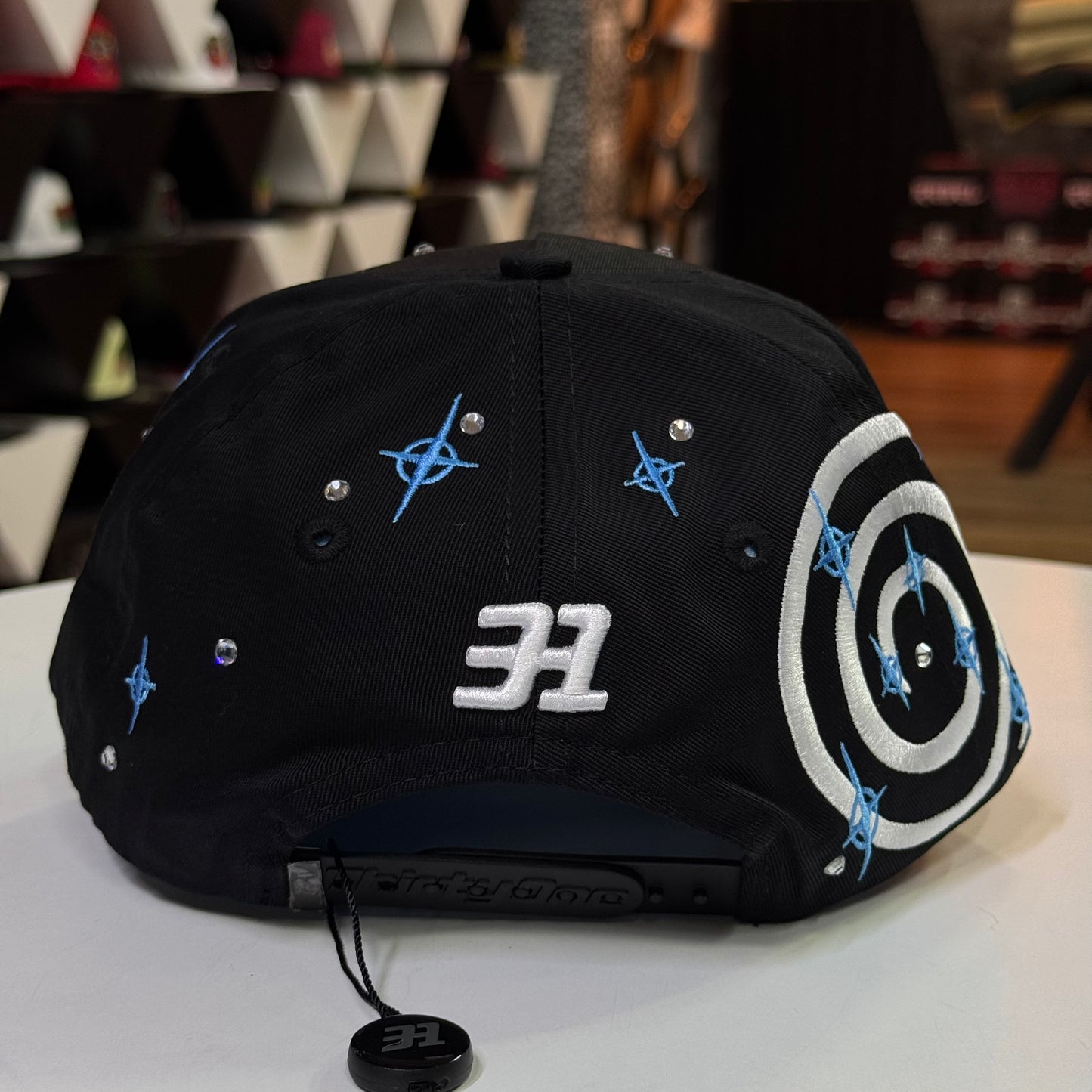 31 HATS - "T STAR" 2TH ANNIVERSARY