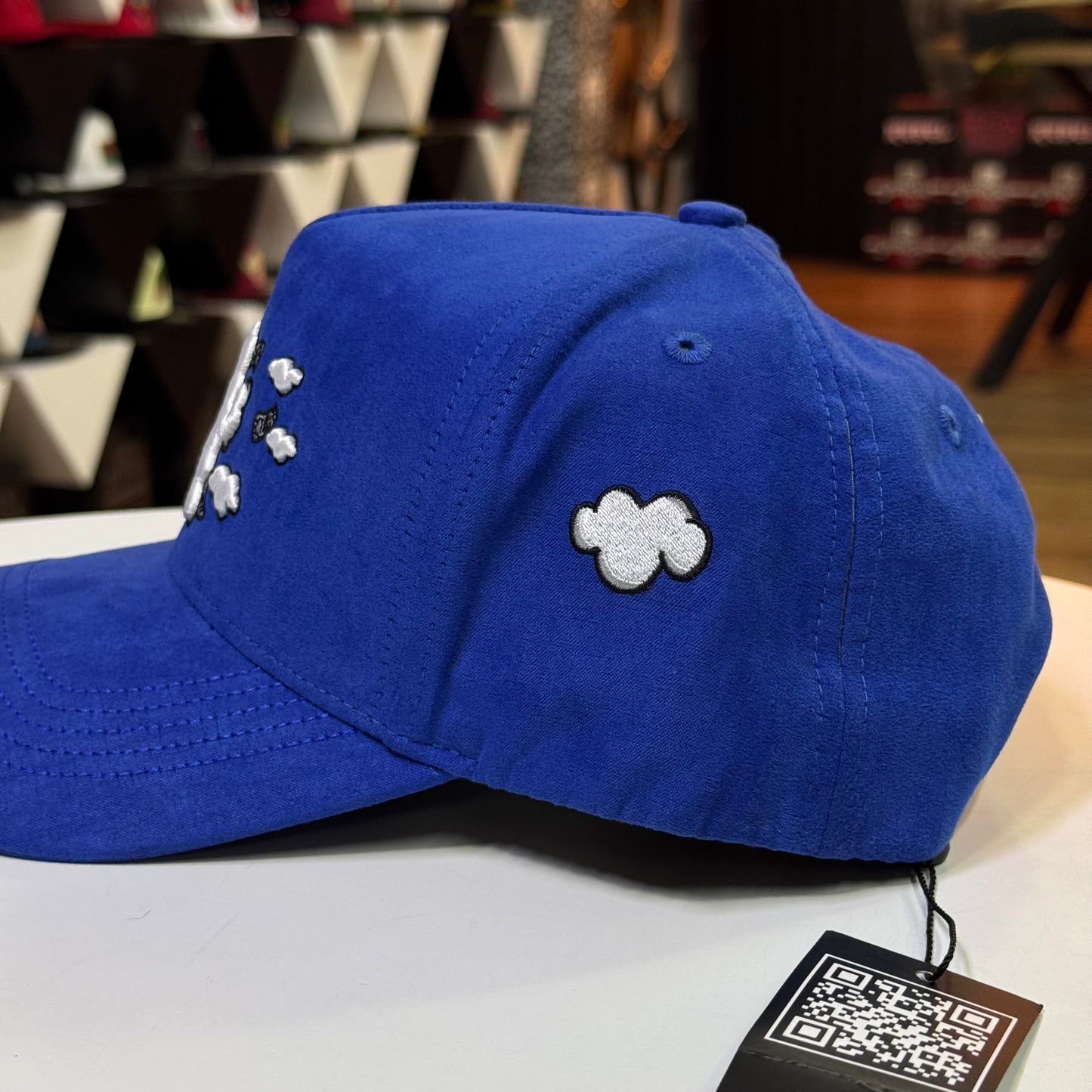 31 HATS - "LA MONEY CLOUDS 2.0 GAMUZA"