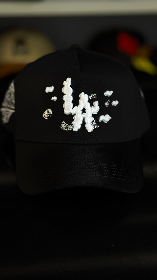 31 HATS - "LA MONEY CLOUDS BLACK"