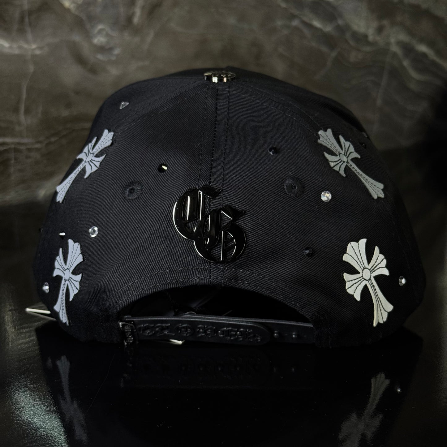 CLOVER GARMENTS - "GERVONTA BLACK"