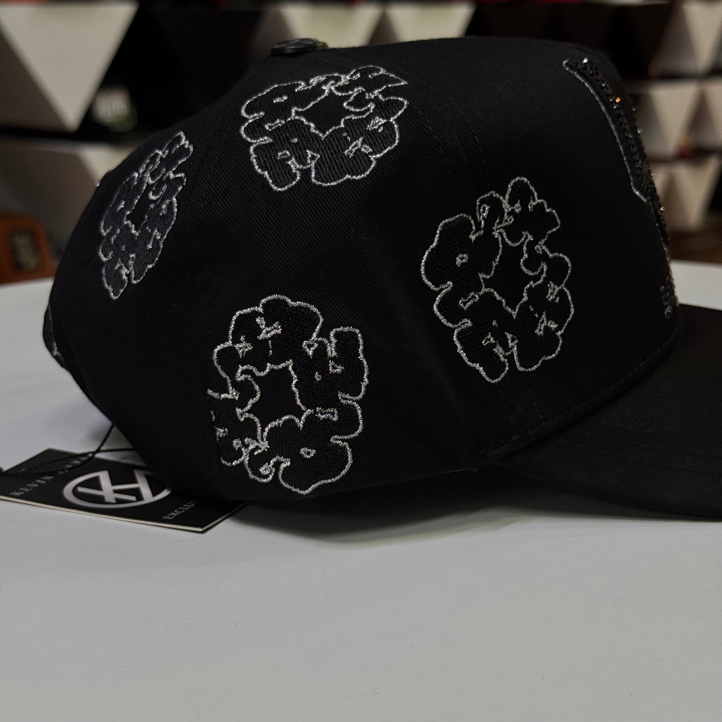 BIGG BOSS - "KEVIN LA CLOUDS"