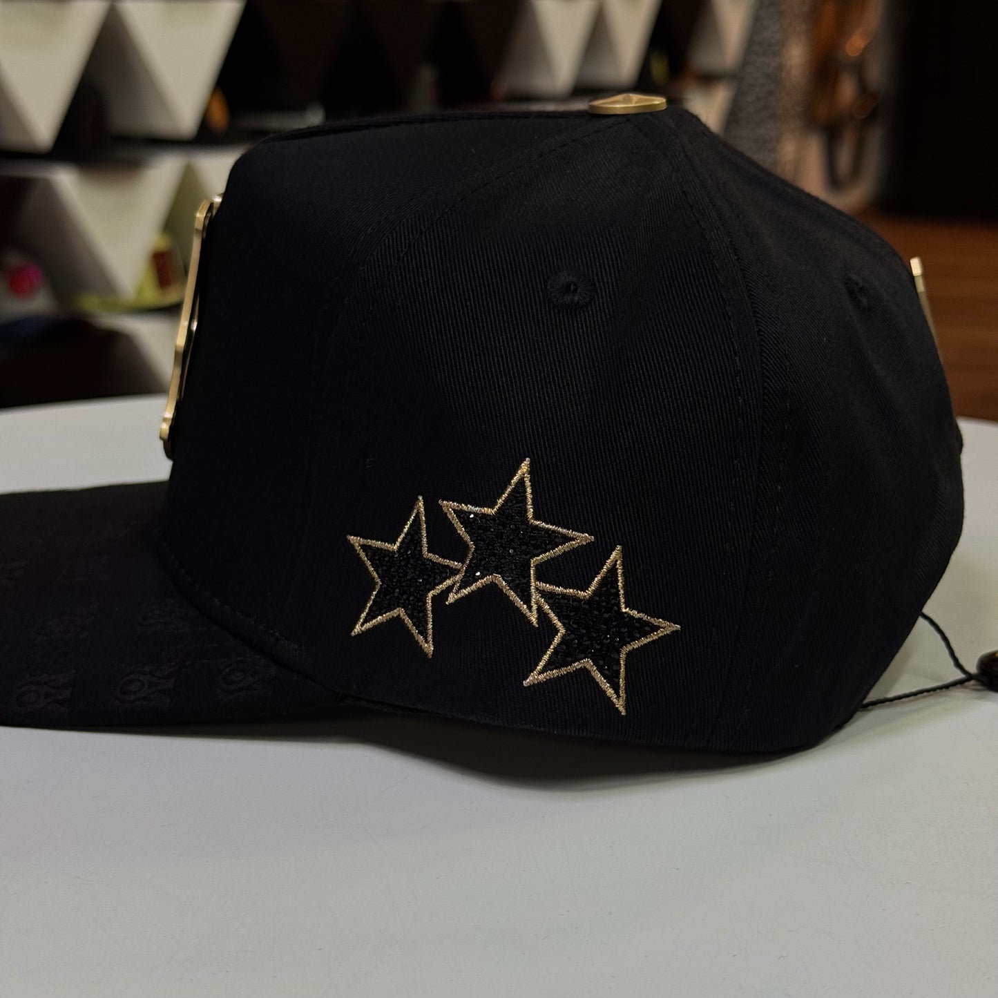 BIGG BOSS - "AMIRI BRONCE"