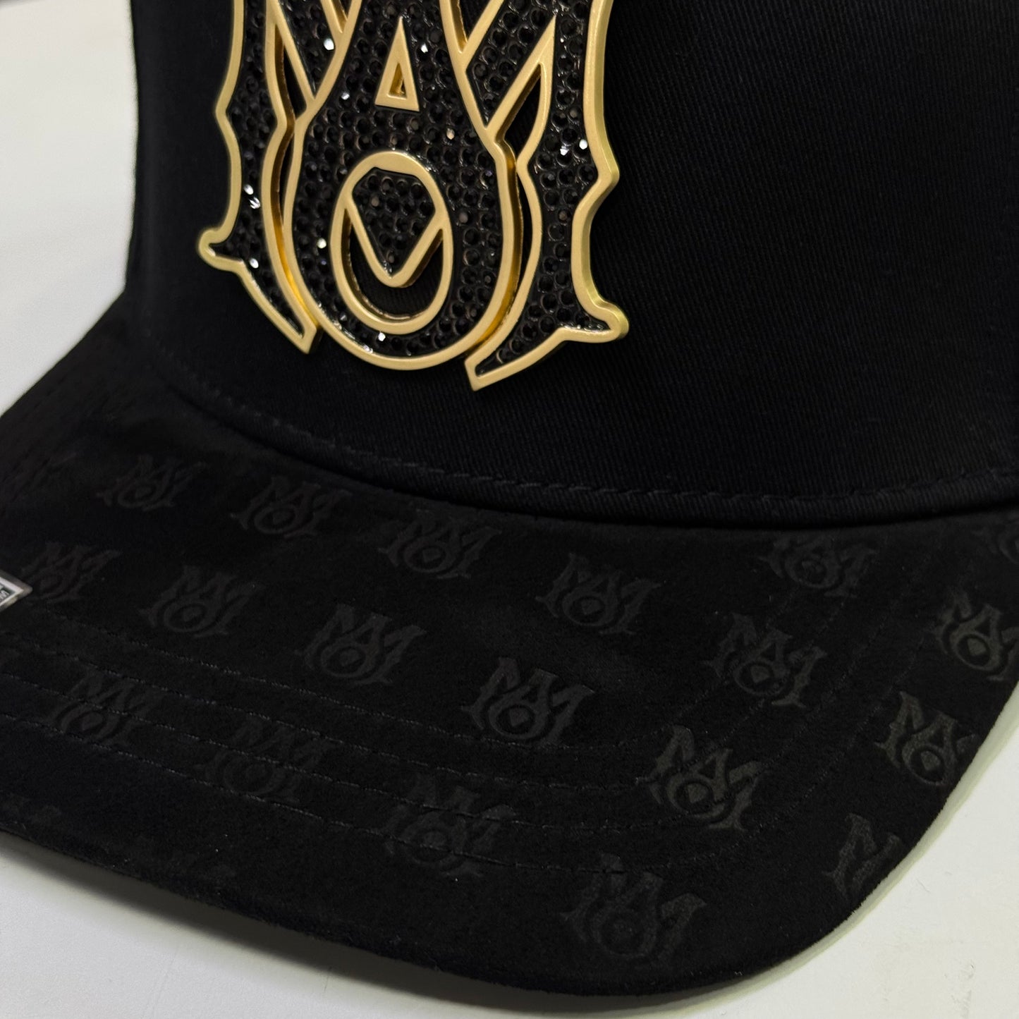 BIGG BOSS - "AMIRI BRONCE"