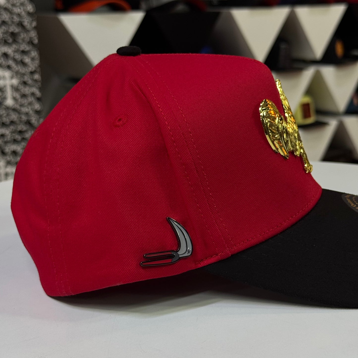 FLORENCE CAPS - "ROJA GALLO DORADO"