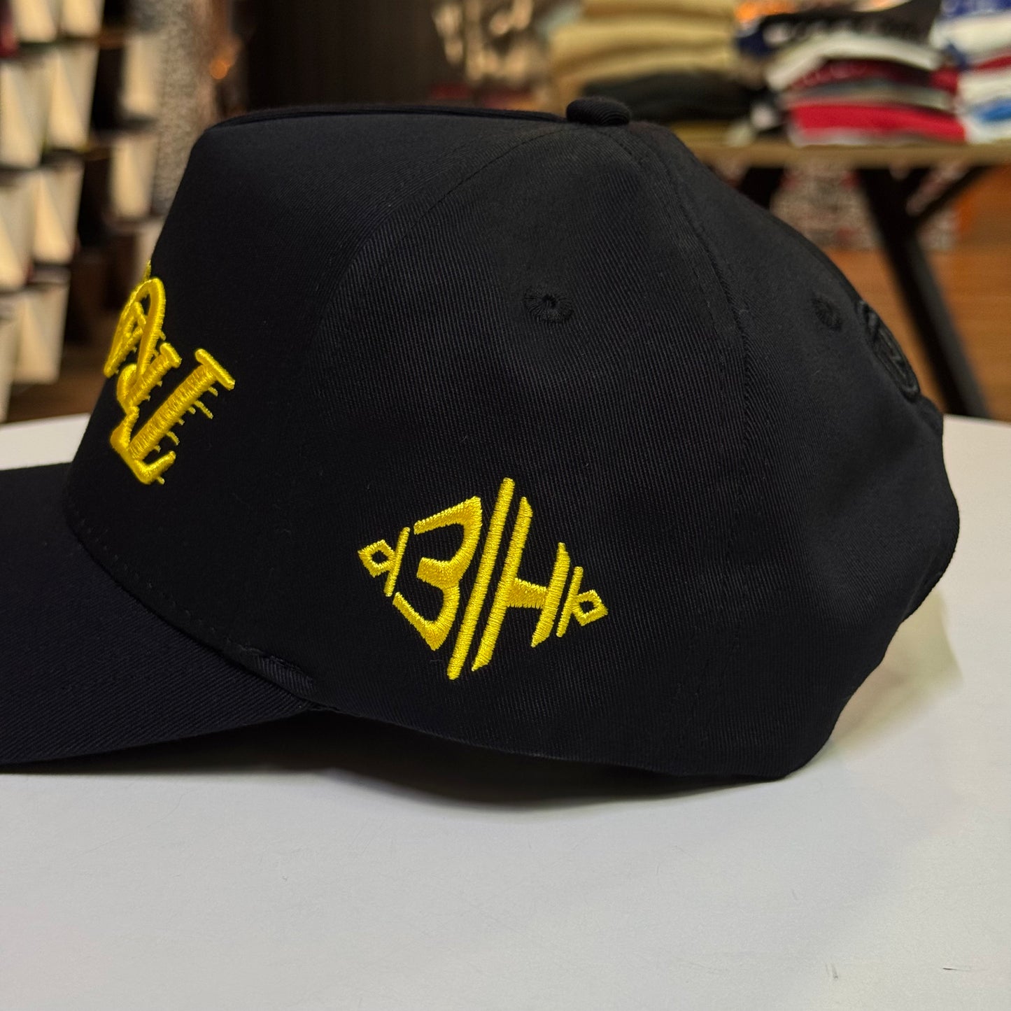 31 HATS - "LOS ANGELES TRAPPERS"